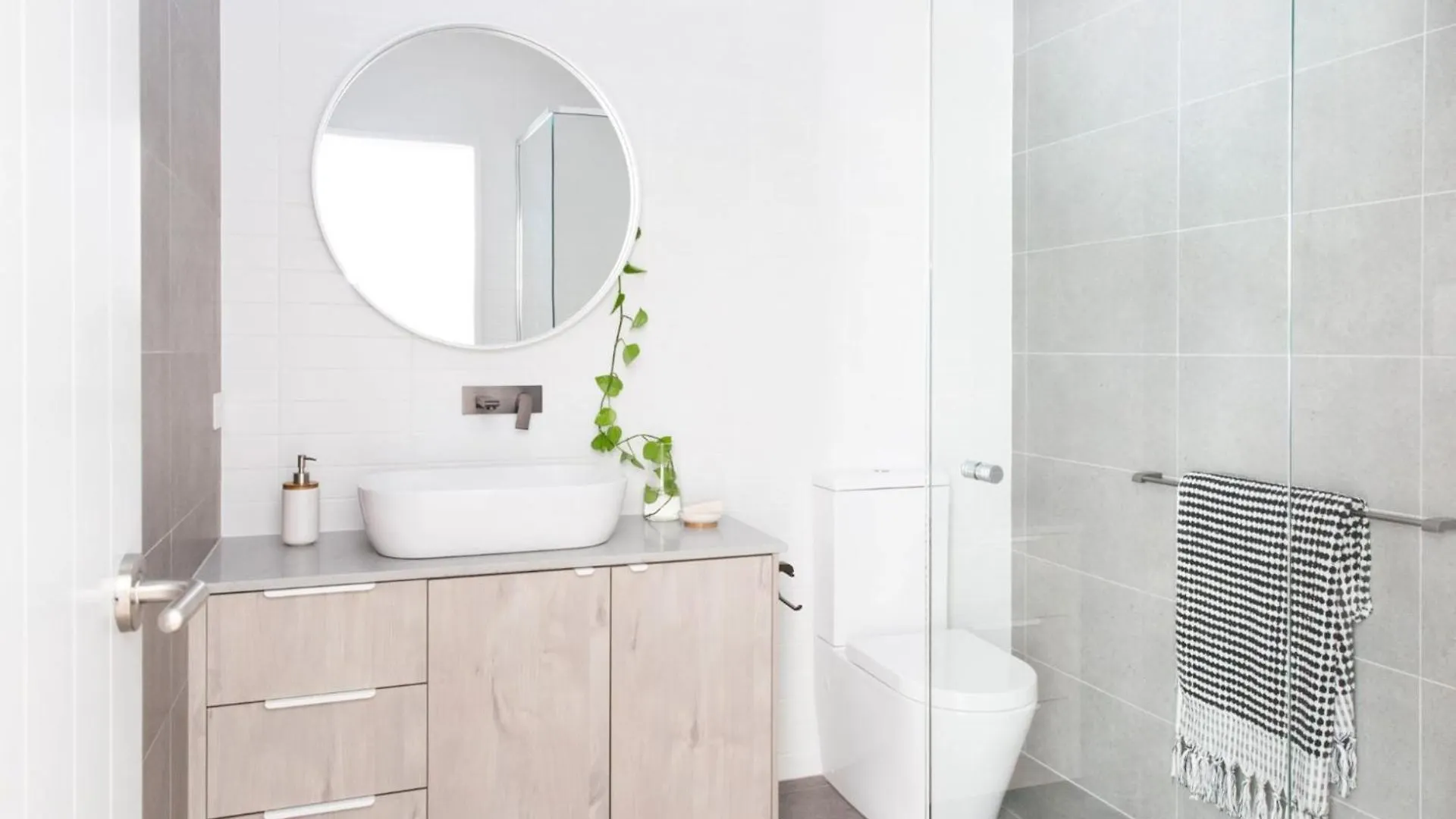 Villa Barrel & Branch Byron Bay